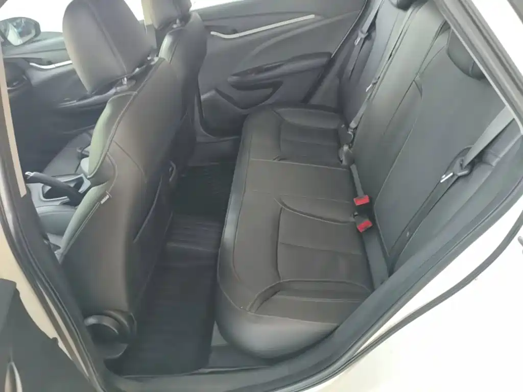 Buick Excelle GT 2018 — фото 17