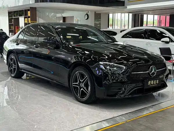 Mercedes-Benz E-Class 2022