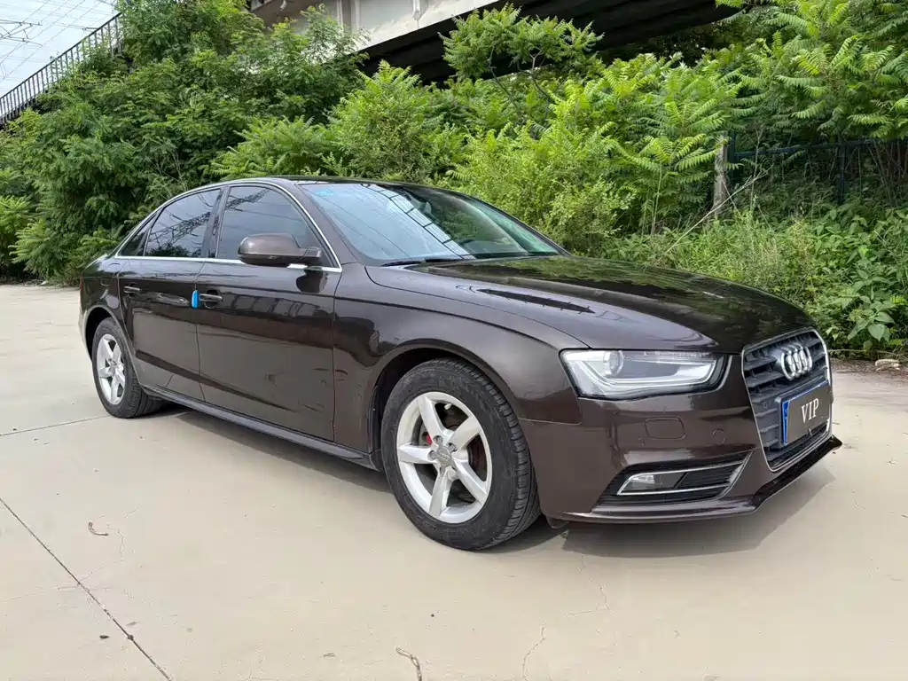 Audi A4L 2015 — фото 3