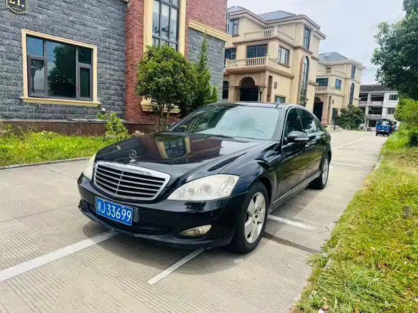 Mercedes-Benz S-Class 2008