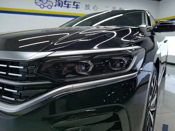 Volkswagen Passat 2024