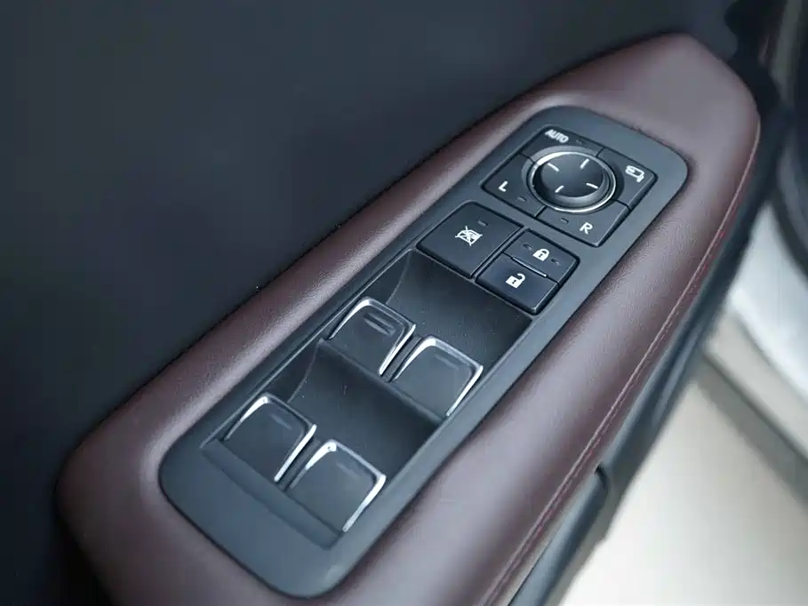 Lexus RX 2021 — фото 10