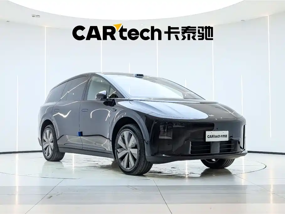 Li Auto i8 2025 — фото 37