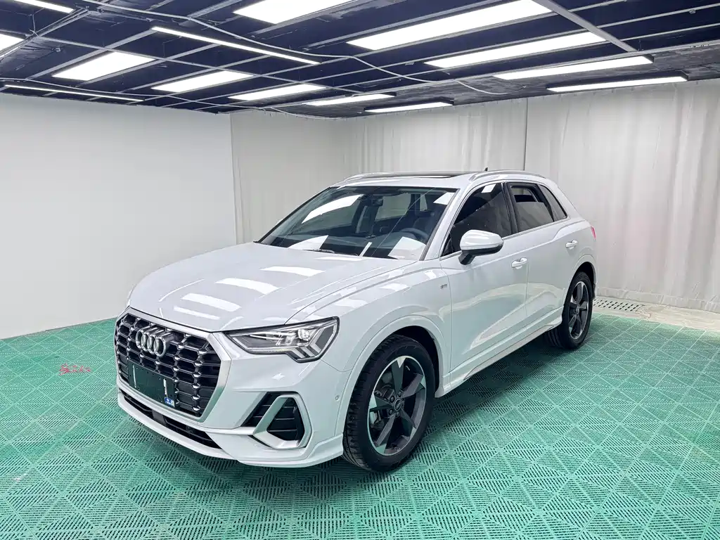 Audi Q3 2022