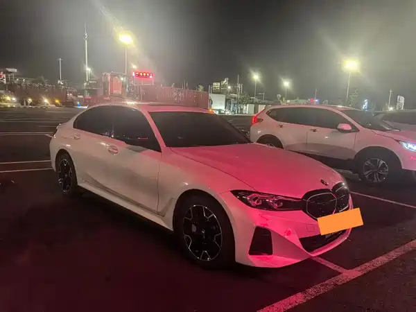 BMW i3 2024