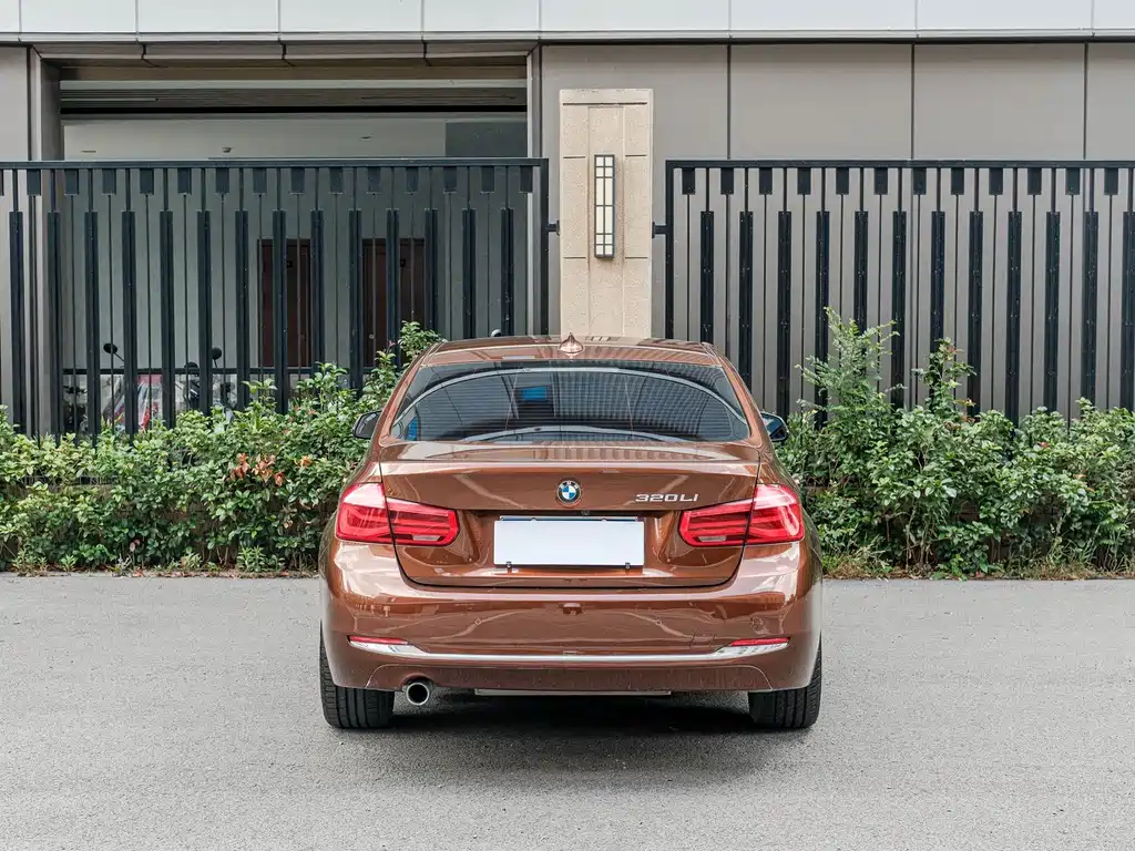 BMW 3 Series 2016