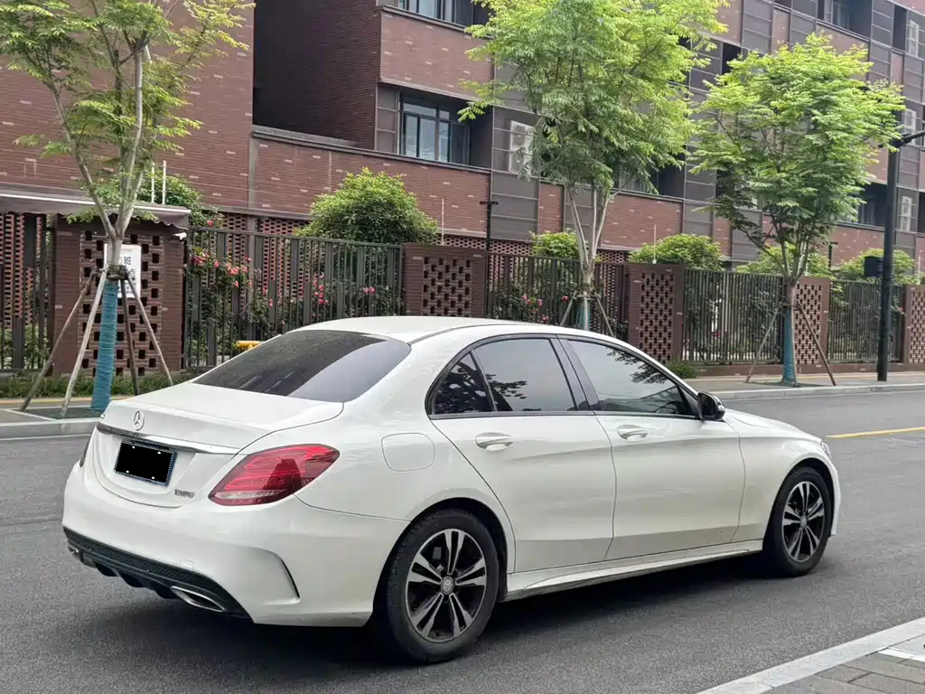 Mercedes-Benz C-Class 2015 — фото 4
