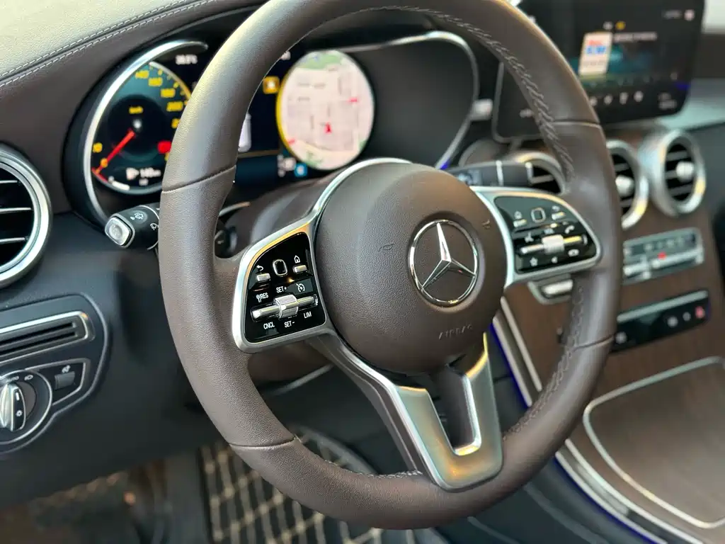 Mercedes-Benz GLC 2021 — фото 15