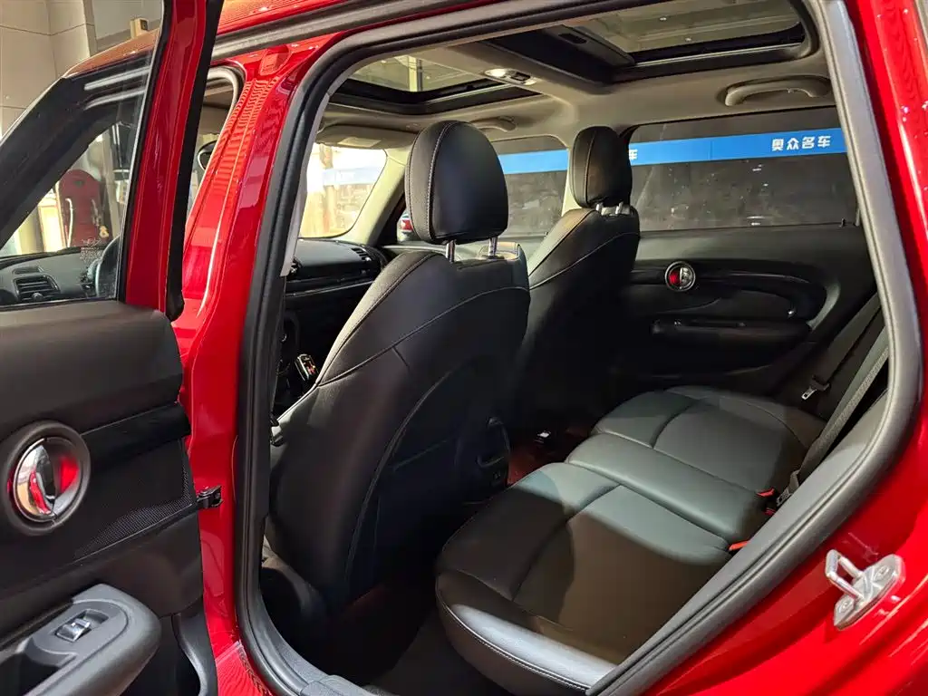 MINI Clubman 2020 — фото 11