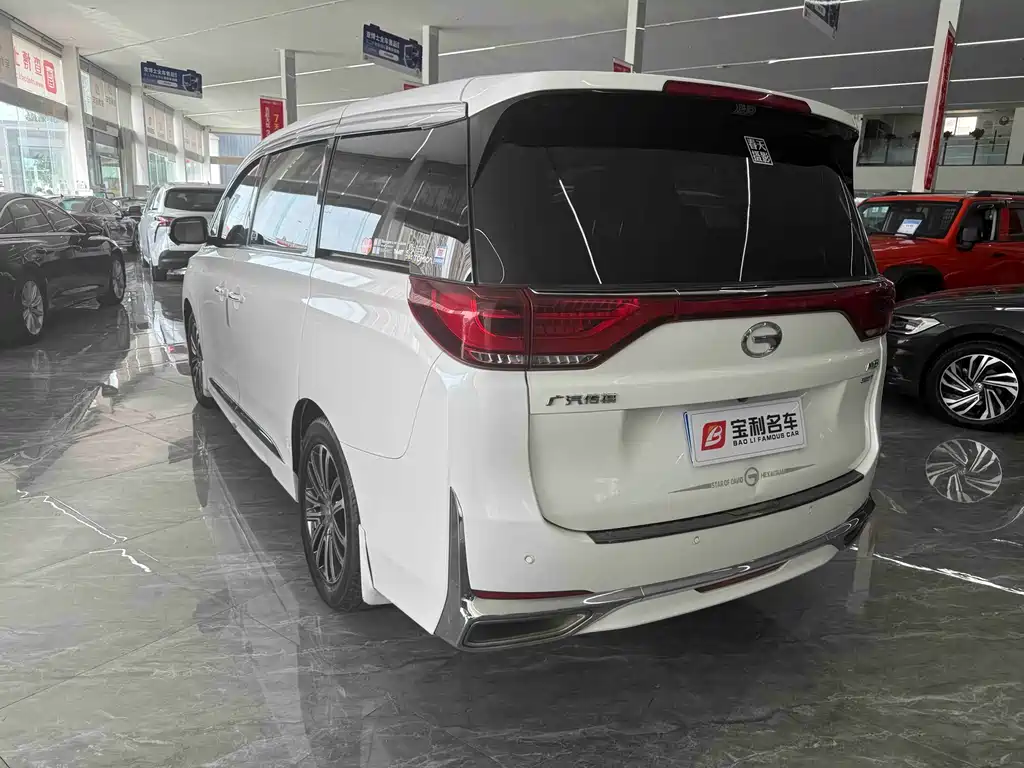 GAC Motor Trumpchi M8 2021 — фото 3