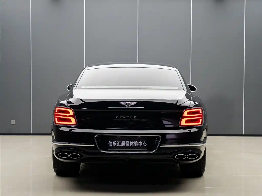 Bentley Flying Spur PHEV 2022 — фото 9