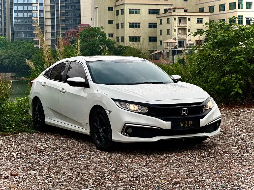 Honda Civic 2021 — фото 2