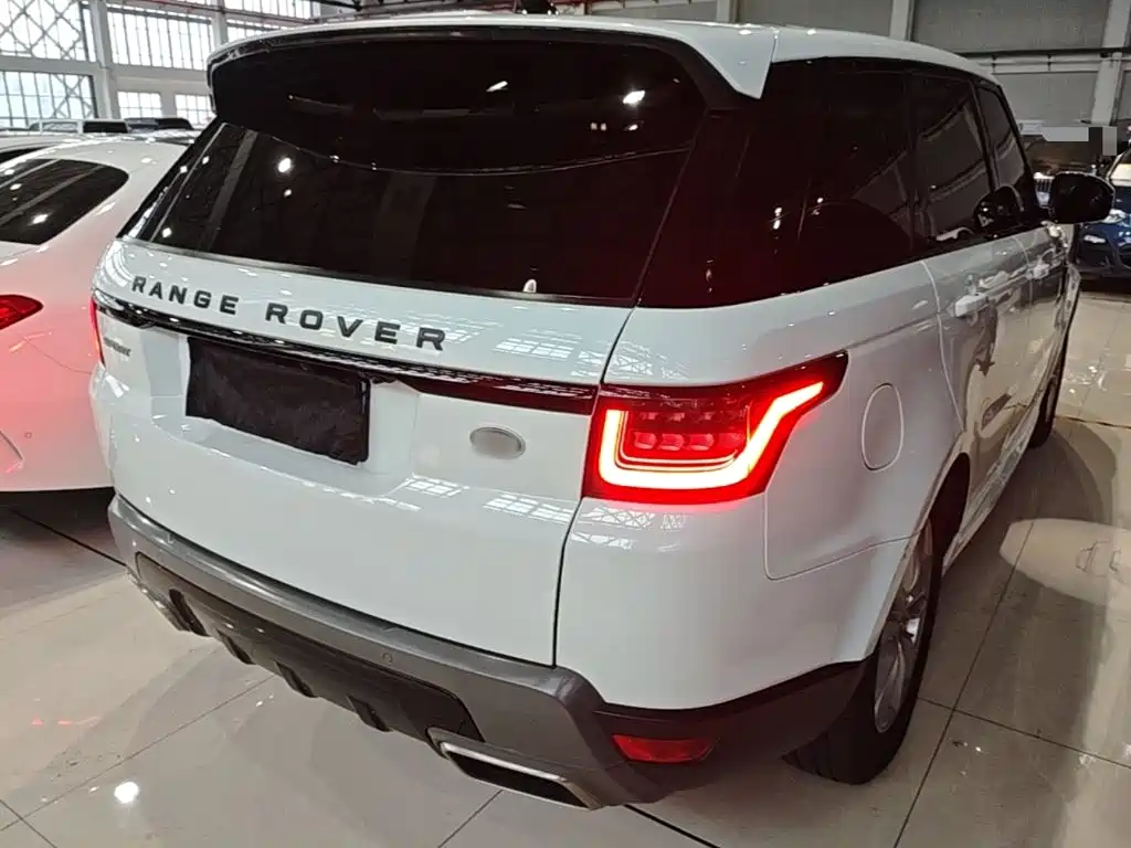 Land Rover Sport 2020 — фото 7