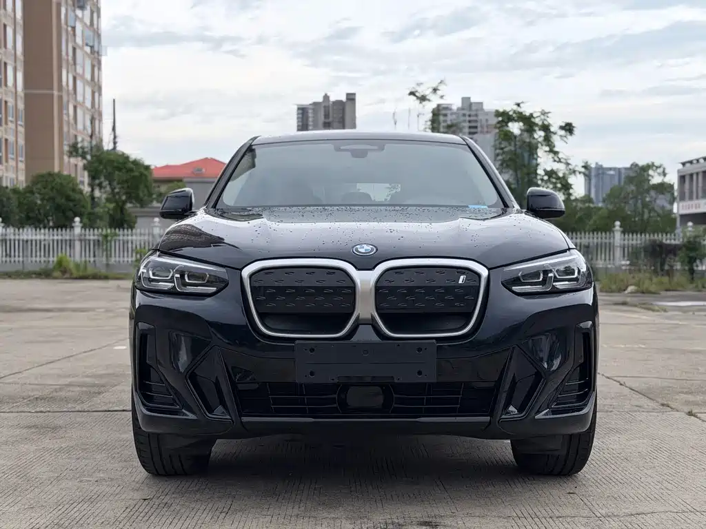 BMW iX3 2024 — фото 2