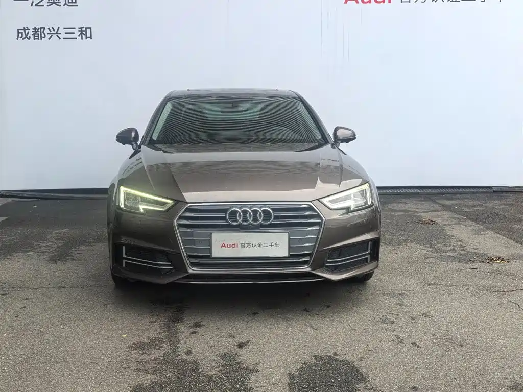 Audi A4L 2018 — фото 2