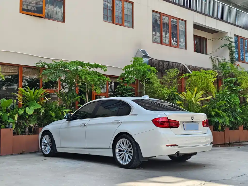 BMW 3 Series 2015 — фото 4