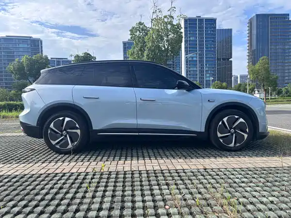 NIO ES6 2024