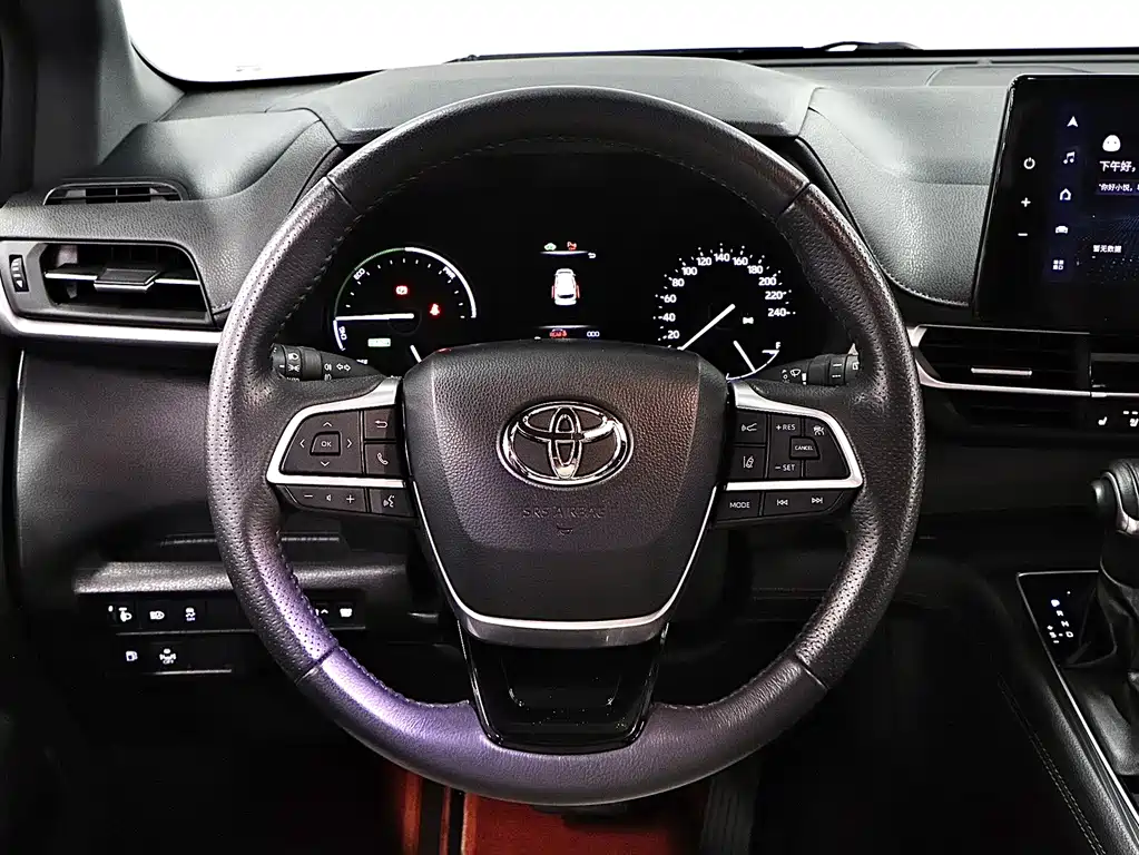 Toyota Sienna 2023 — фото 10