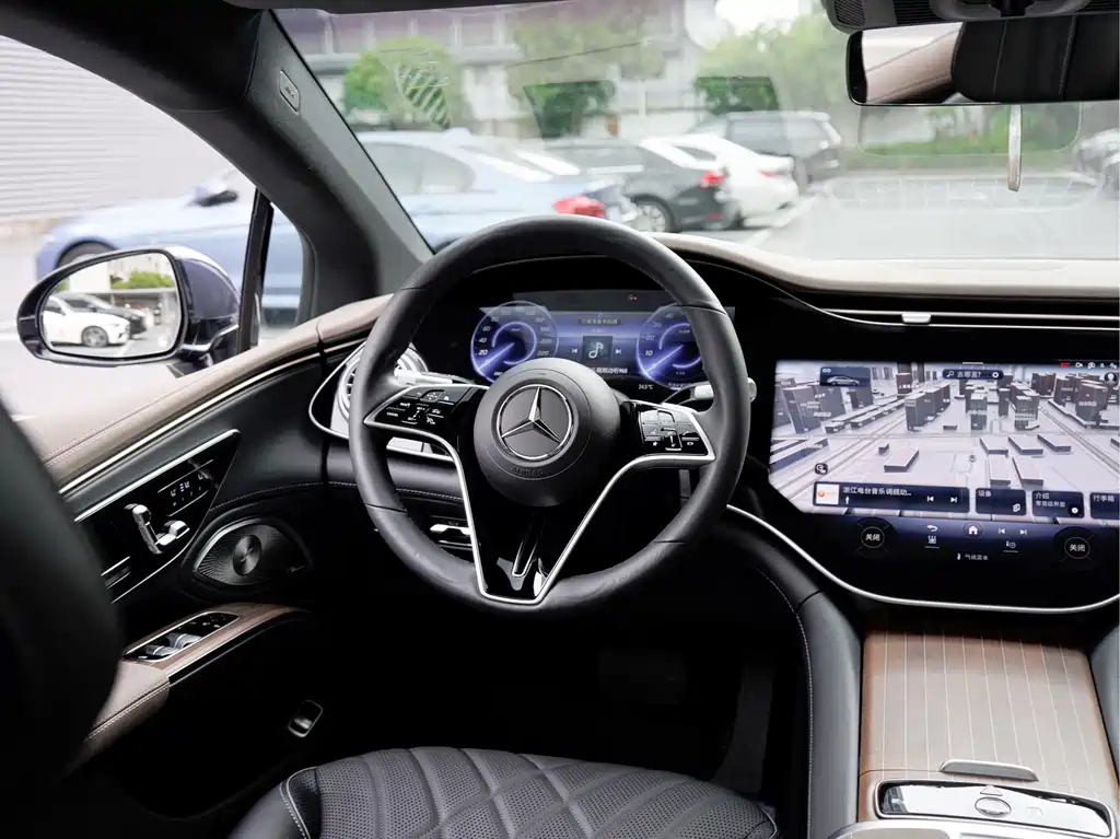 Mercedes-Benz EQS 2023 — фото 14