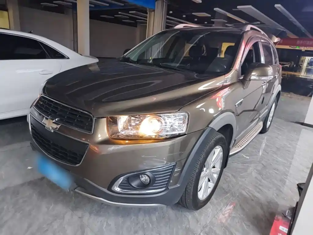 Chevrolet Captiva 2016 — фото 2