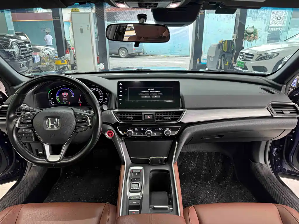 Honda Inspire 2022 — фото 15