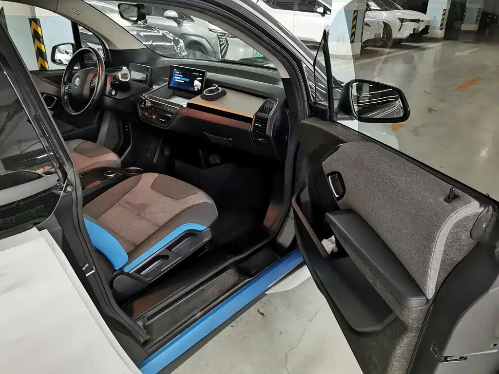 BMW i3 2018 — фото 7