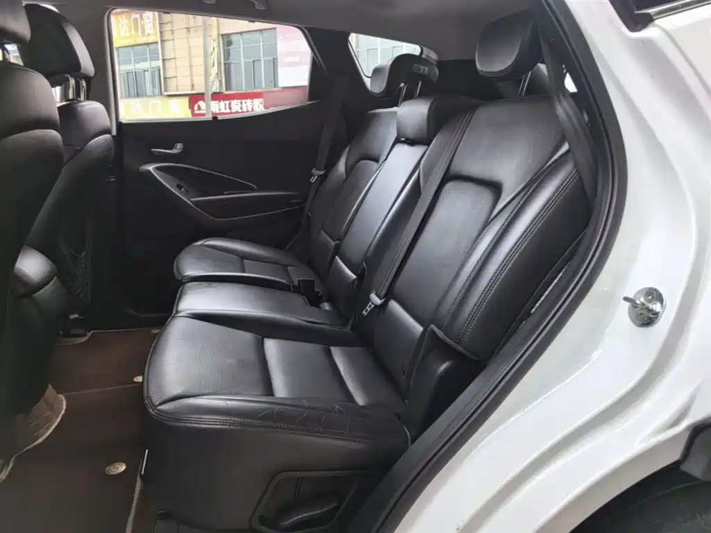 Hyundai Santa Fe 2016 — фото 17