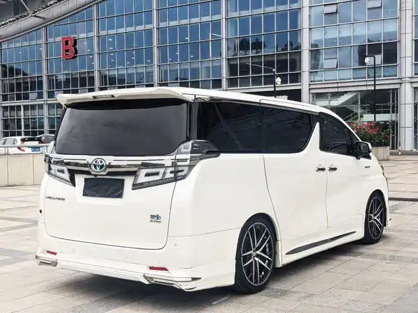 Toyota Vellfire 2020