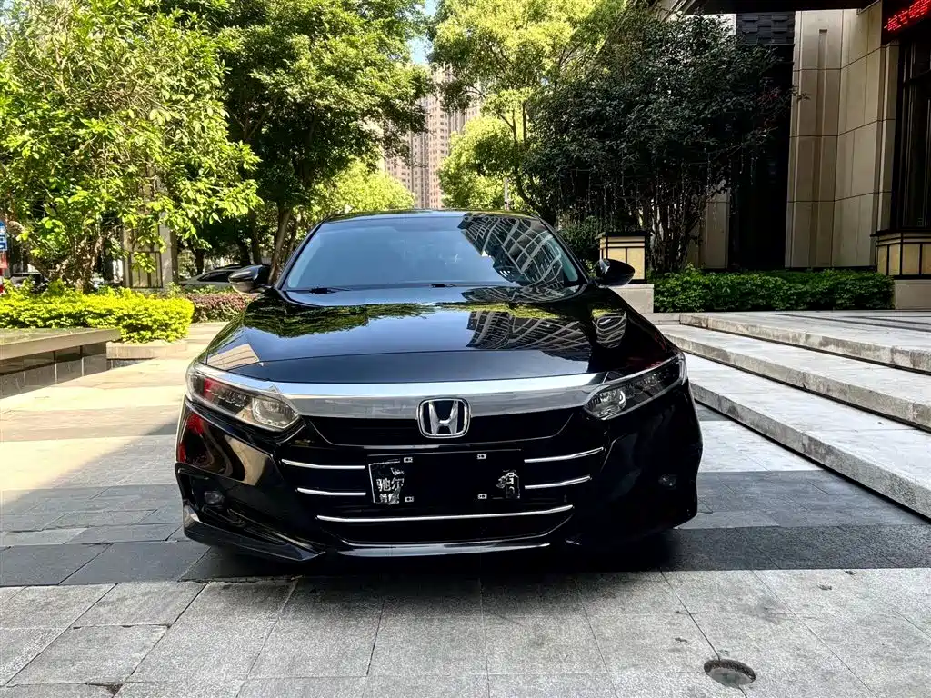 Honda Accord 2022 — фото 2