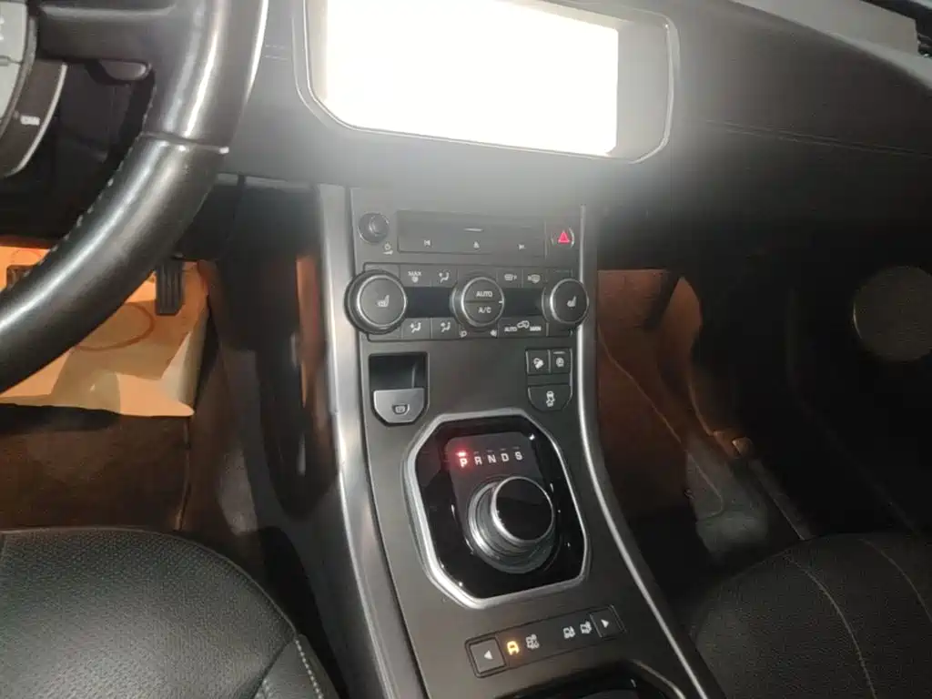 Land Rover Range Rover Evoque 2018 — фото 14