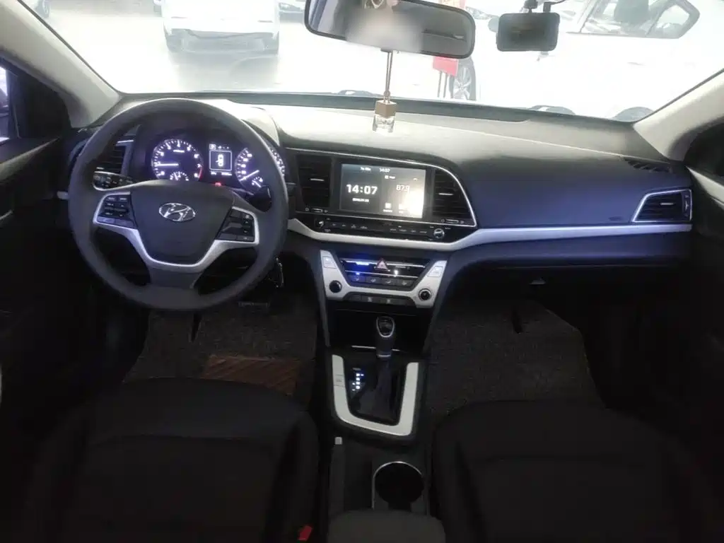 Hyundai Celesta 2017 — фото 10