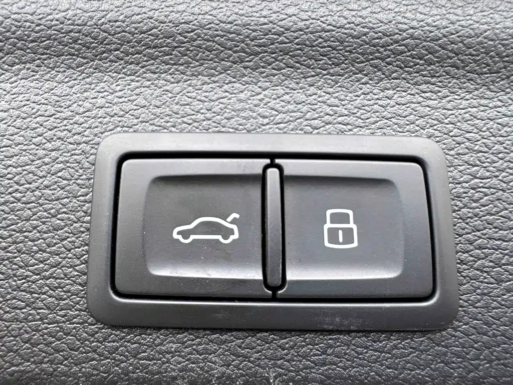 Audi Q3 2023 — фото 22