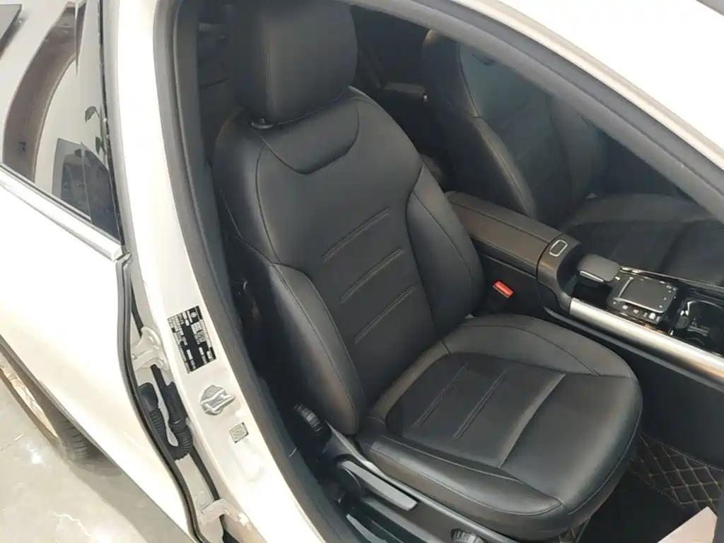 Mercedes-Benz GLA 2023 — фото 25