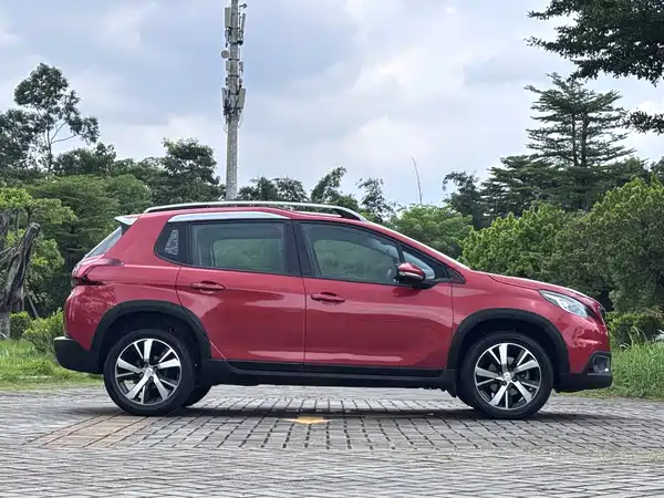 Peugeot 2008 2018