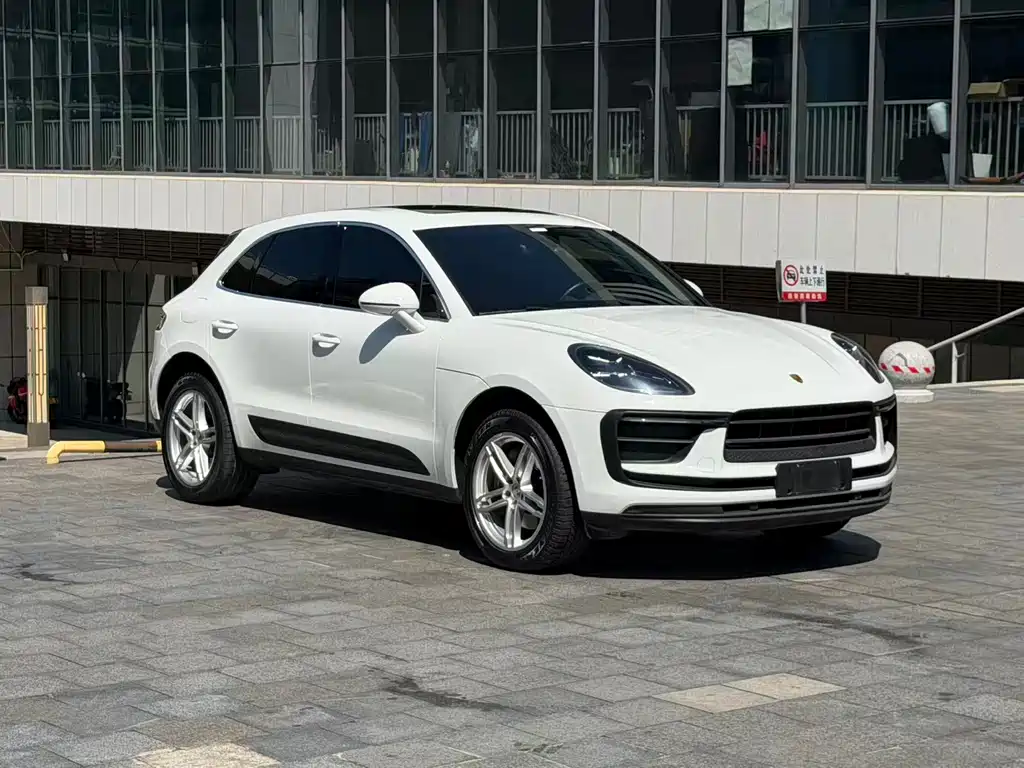 Porsche Macan 2022 — фото 3