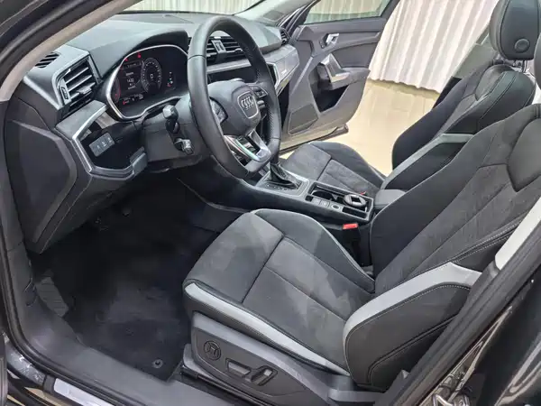 Audi Q3 2023
