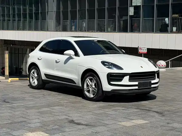 Porsche Macan 2022