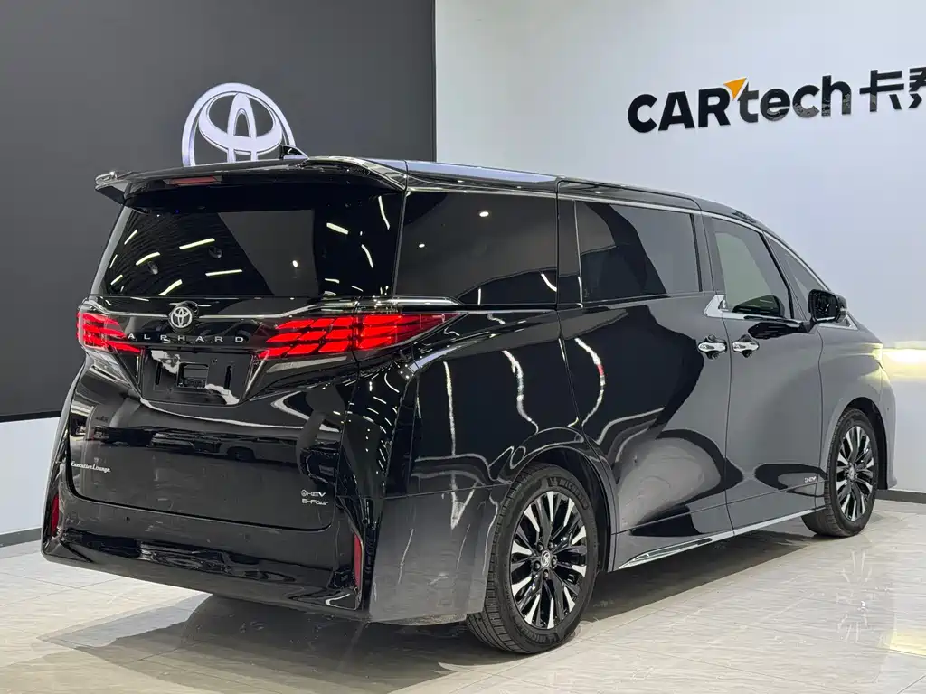 Toyota Alphard 2025 — фото 5