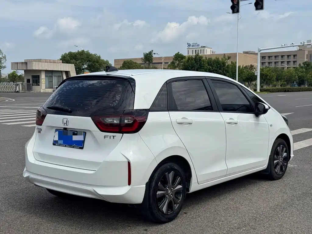 Honda Fit 2022 — фото 9