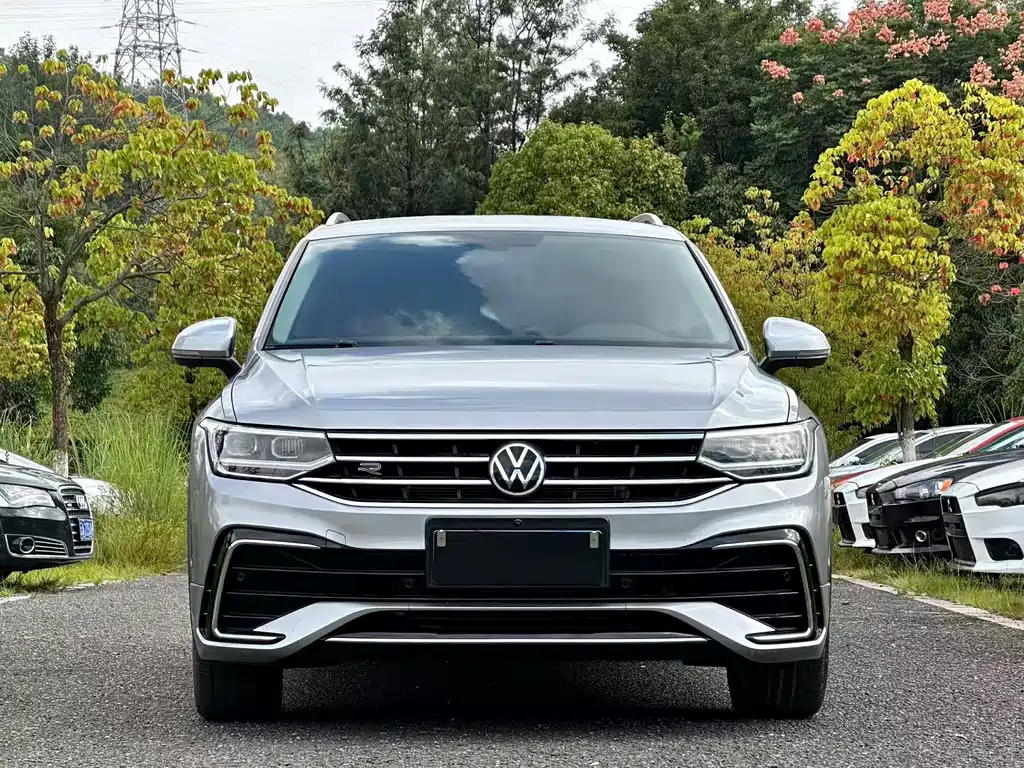 Volkswagen Tiguan L 2022 — фото 2