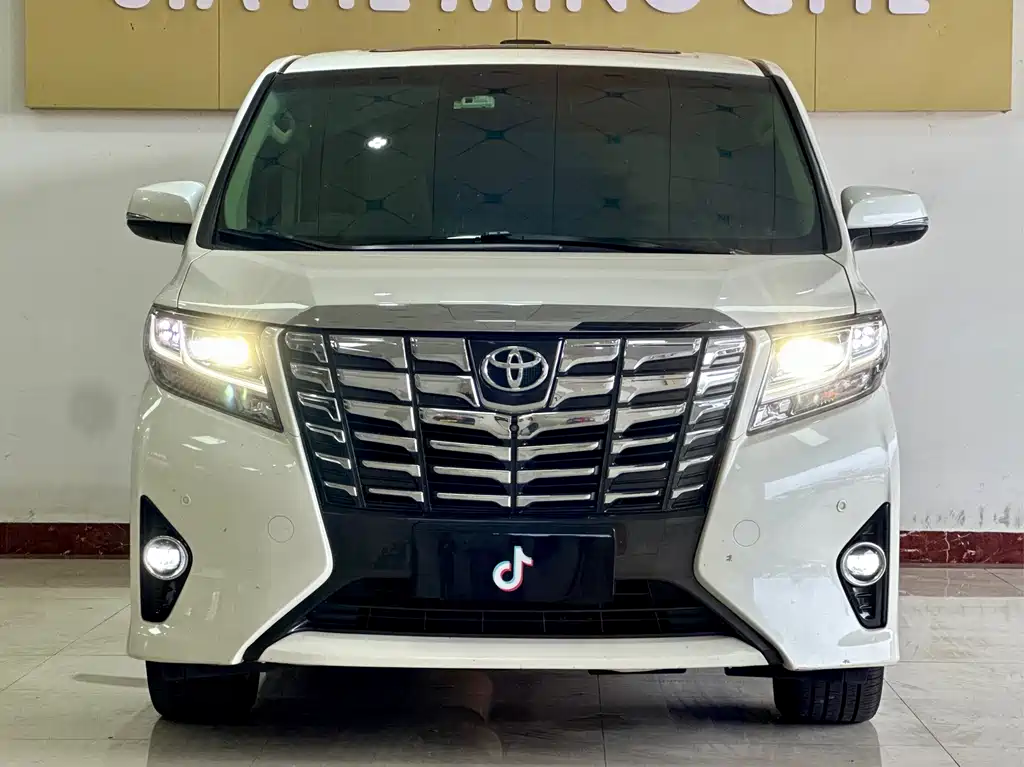 Toyota Alphard 2016 — фото 2