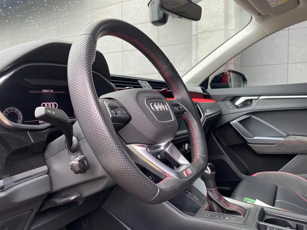 Audi Q3 Sportback 2024 — фото 15