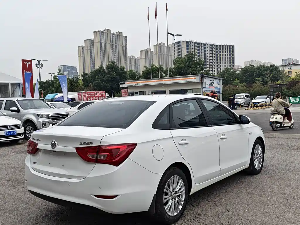 Buick Excelle GT 2015 — фото 8