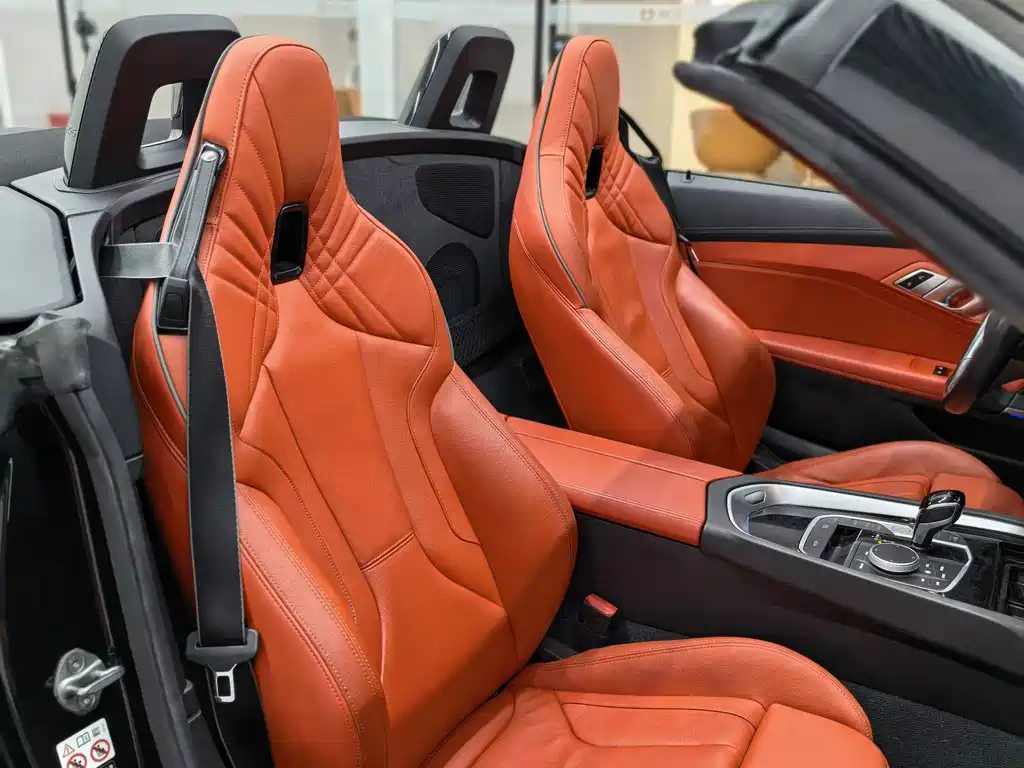 BMW Z4 2023 — фото 16