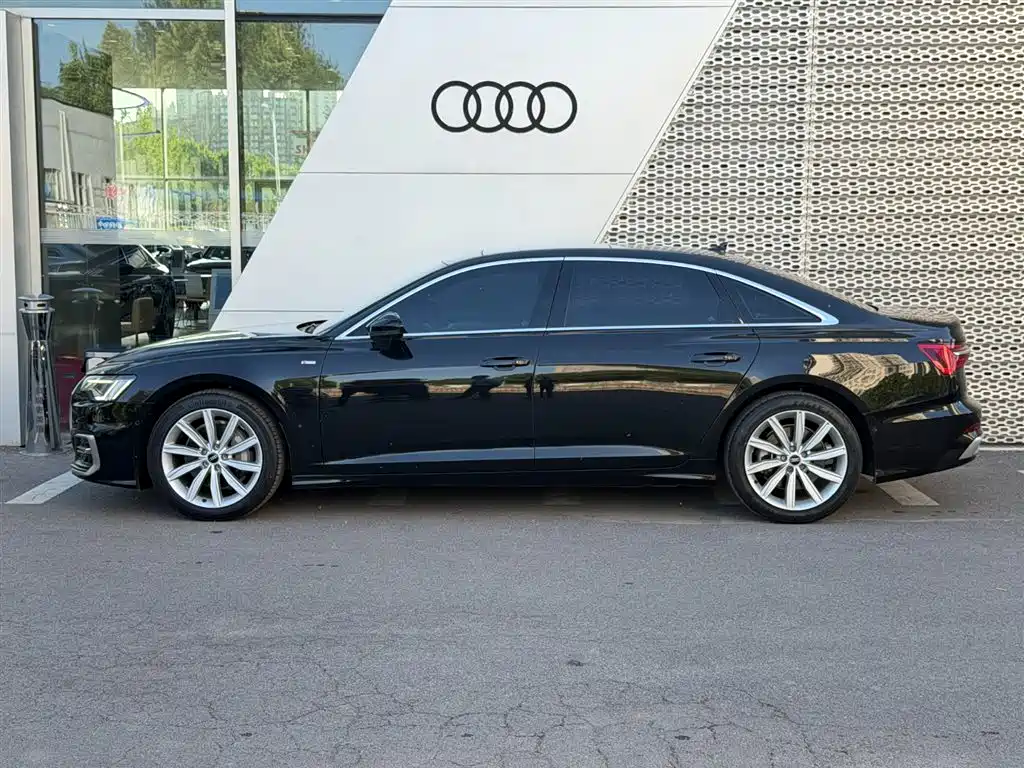 Audi A6L 2023 — фото 14