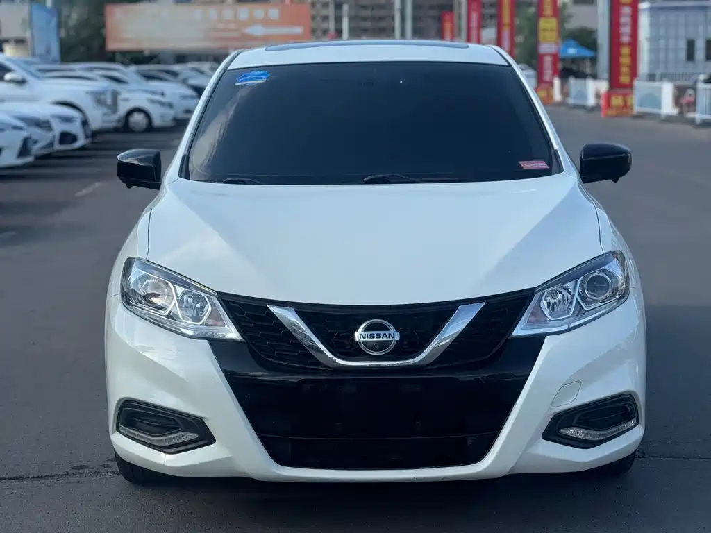 Nissan Tiida 2021