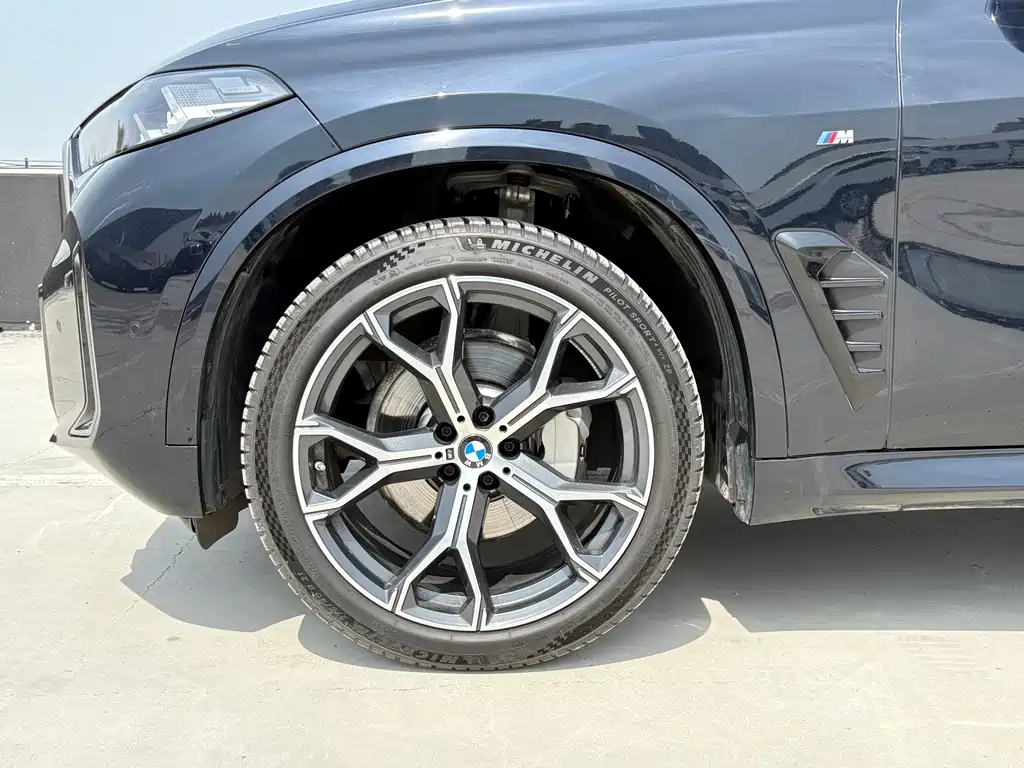 BMW X5 2025 — фото 4