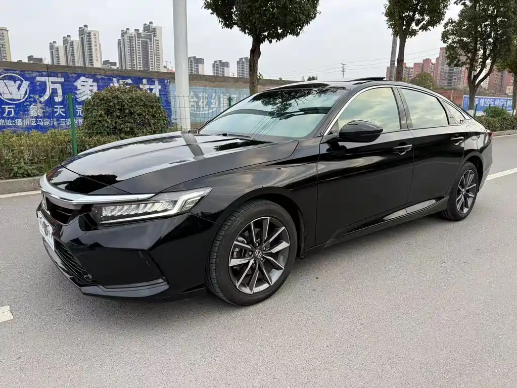 Honda Inspire 2023 — фото 1