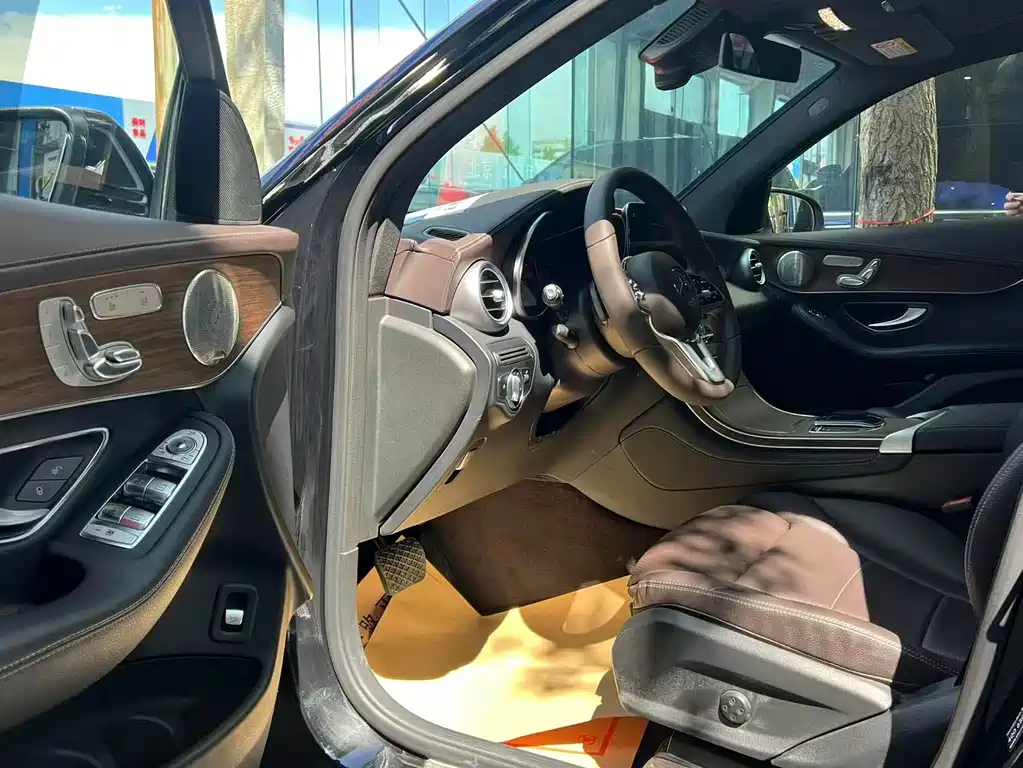Mercedes-Benz GLC 2022 — фото 19