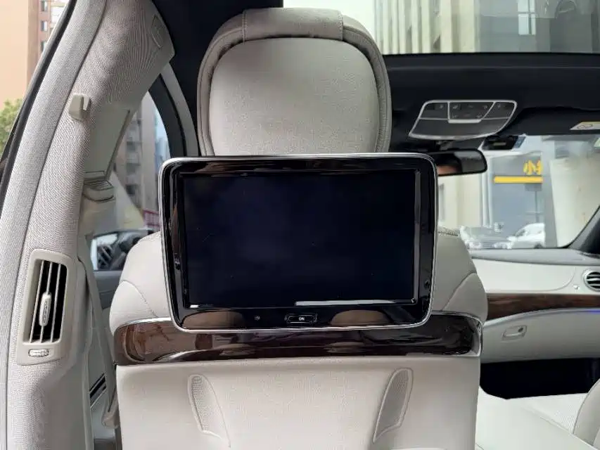 Mercedes-Benz Maybach S-Class 2015 — фото 12